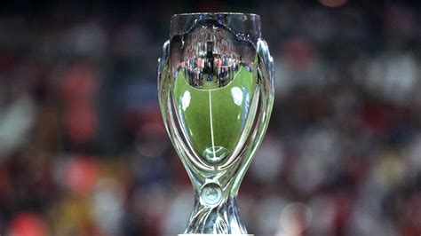 Di normale, la squadra che ha trionfato nella massima competizione europea parte come favorita. Supercoppa UEFA, Bayern Monaco - Siviglia streaming ...