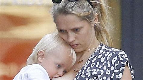 All original text and graphics belong to teresa palmer network (unless stated otherwise), all pictures, scans, screencaps etc. Teresa Palmer breastfeeds son Bodhi Rain | The Courier-Mail