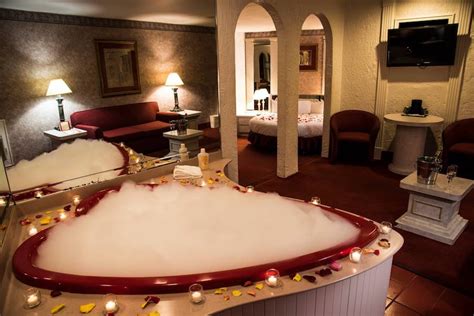 Situated in a rural location, this romantic cabin is within 16 mi (25 km) of hemlock lakes, oil valley medical group, and titusville express care. Don't let the heart-shaped hot tubs fool you: Love is dead ...