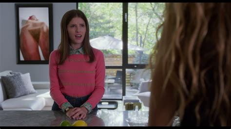 Un pequeño favor stephanie (anna kendrick) es una joven madre bloguera de una ciudad pequeña cuya mejor amiga, la sofisticada emily (blake lively), desaparece un día repentinamente. Descargar Un pequeño favor (2018) Full 1080p Latino ...