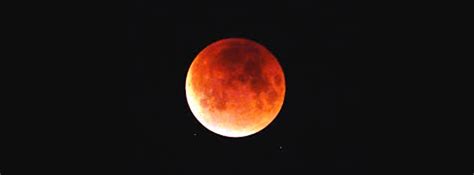 Those living in africa and europe won't get to see the super flower blood moon light up the night, but thanks to livestreams, the may 26 a lunar eclipse happens when the moon moves into the earth's shadow, which blocks the sun's light. Super Blood Moon Lunar Eclipse in Jericoacoara | Pousada ...