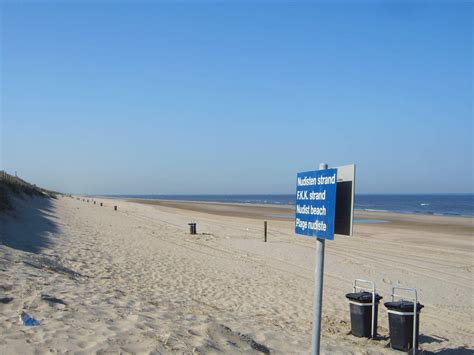 As beach resorts go, zandvoort is not a very pretty town, the coastal strip being filled up with unattractive apartment blocks and holiday homes. File:Zandvoort nudist beach.jpg