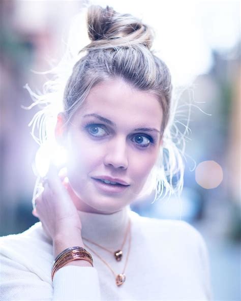 The model talks lena dunham, her personal style, and memories of her famous aunt. Kitty Spencer Fappening Collection 2019 (38 Pics) | #The ...