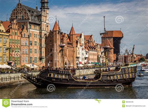 Gdansk, sopot und gdynia sind zwar miteinander verbunden, aber völlig unterschiedliche die gewerkschaftsbewegung polens, der kalte krieg und das ende des ostblocks sind tief verbunden. Gdansk Polen redaktionell fotografering för bildbyråer ...