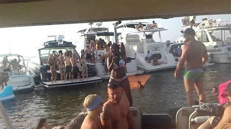 Lakefront cabin, lake lewisville, ski, boat, fish, swim! Lake lewisville party cove. Lake lewisville party cove.