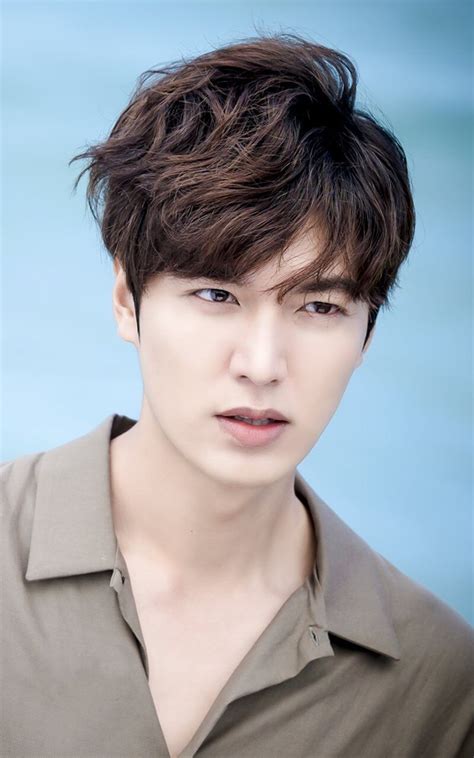 One of the top and famous actor in south korea. Lee Min Ho ^^ Legend of the blue sea drama | Lee Min Ho ...
