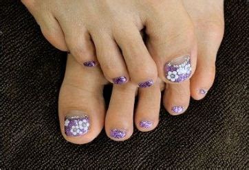 Pedicure diseño de uñas, tutorial facil de flores muy creativo y rapido para que luzcas las uñas de tus pies lindas en poco tiempo. Diseños para pedicure ~ Belleza y Peinados