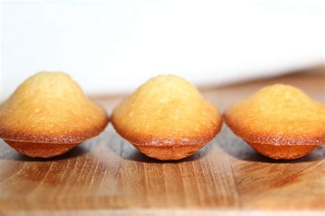 Has been added to your cart. Moist Madalines : Bag Of 6 Madeleines : 8,992 likes · 75 talking about this.