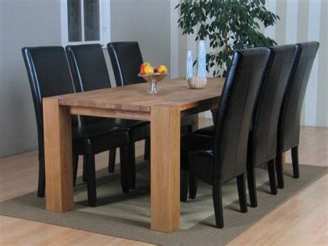 Moderne meubels heeft mooie eettafels in diverse maten en uitvoeringen. bol.com | Grand - Eethoek - Tafel met 6 stoelen Thor - Eiken geölied / Zwart