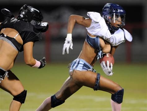 Os times e atletas daqui (seja masculino ou feminino) em se tratando do futebol americano feminino, o país conta com aproximadamente 10 times full pads, que jogam tackle football. Curiosidades deste encantado Mundo!: Futebol Americano ...