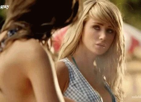 Hot blonde cutie chanel gave a superb blow job. Emily Ratajkowski & Sara Jean Underwood ~ Carl's Jr ...