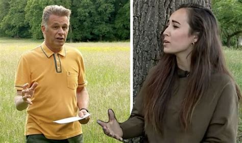 Christopher gary packham cbe is an english naturalist, nature photographer, television presenter and author, best known for his television w. Chris Packham's step daughter opens up on 'embarrassing ...