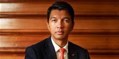 Andry rajoelina was born on 30 may 1974 to a relatively wealthy family in antsirabe. Covid-Organics: «Le problème, c`est que ça vient d`Afrique ...