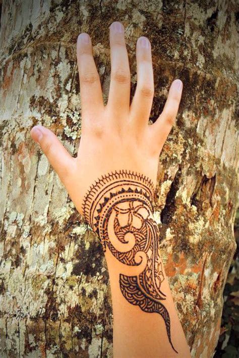 Choose from over +8000 unique designs on mobile app. Tahiti Tourisme in the World | Henna tattoo designs, Henna, Henna designs