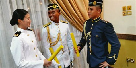 Sekalung penghargaan kepada pegawai kadet batalian kasturi pengambilan 2014 berjaya menjadi pegawai muda angkatan. Minat yang tinggi dan tahan fizikal rahsia utama muncul ...