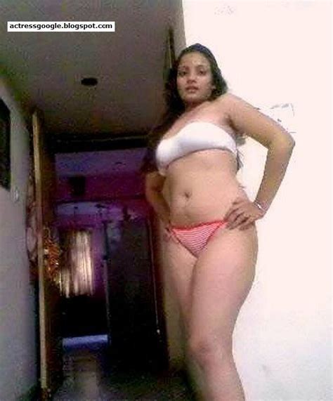 The navel (clinically known as the umbilicus, commonly known as the belly button) is a protruding, flat, or hollowed area on the abdomen at the attachment site of the umbilical cord. Glamorous girls: Desi mallu aunties delhi aunties bengali ...