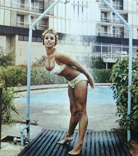 Senta berger är 75 år gammal. Picture of Senta Berger