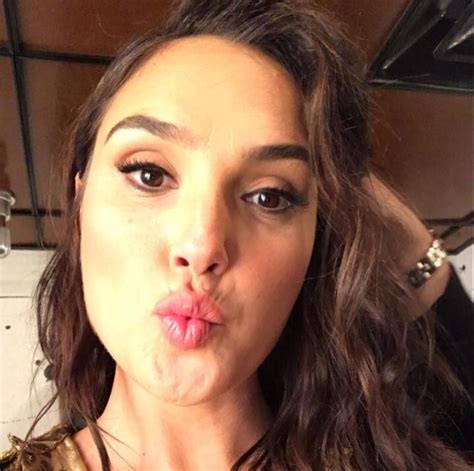 The best gifs for gal gadot. Pin on Gal Gadot