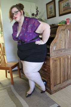 Samantha 38g in poontang, samantha plays strip poker and gets poked. SSBBW(Super size big beautiful woman)