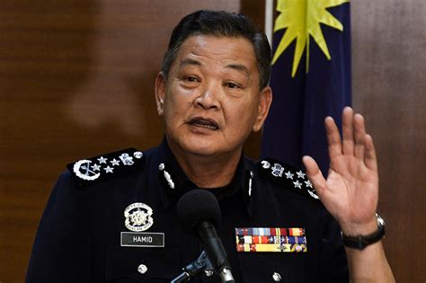 However, he expressed confidence that acryl would continue the fight against corruption in the police force. Mengaku Gengster? Semua Saya Tangkap - KPN - TVS-TVSARAWAK