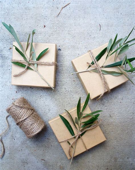 Sono stampati su cartoncino e tagliati a mano. Matrimonio stile mediterraneo: naturalezza ed eleganza