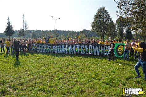 Sprawdź najnowsze wyniki, aktualności, tabele i zawodników. Bytovia Bytów - GKS Katowice 30.09.2017 — Stadionowi Oprawcy