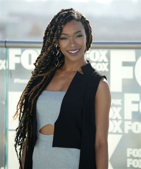 See full list on imdb.com Sonequa Martin-Green - 'The Walking Dead' Press Line at ...