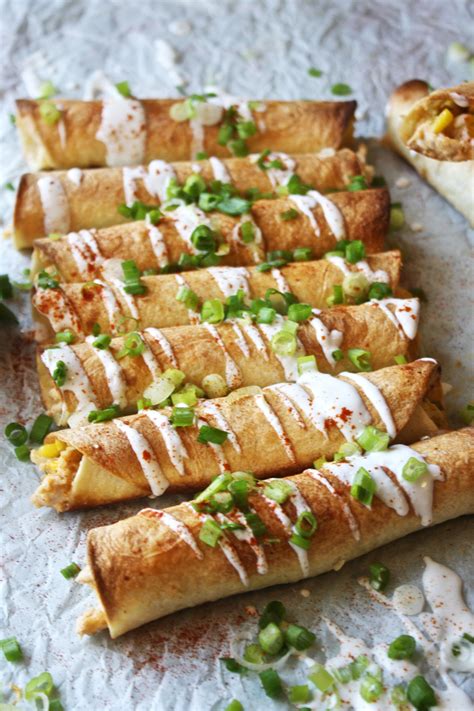 Drain on paper towels and serve with creme and salsa, if desired. Baked Greek Yogurt Chicken Flautas | Recipe | Yogurt chicken