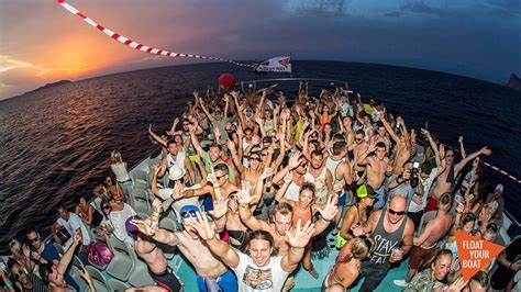 There is no experience like vsf women only parties! Float Your Boat San Antonio Sunset Party Boat Trip ...