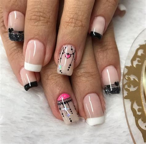 Esto implica que diseños muy complejos se pueden hacer en las uñas si lo desea, aunque hoy es el momento de ver decoraciones de uñas fácilmente. Pin en Uñas Sencilla y fácil