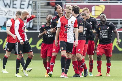 Head to head statistics and prediction, goals, past matches, actual form for eredivisie. Feyenoord of toch Ajax, wie wordt er kampioen? | Trouw