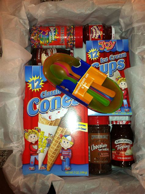 The following unique graduation gift ideas are sure to let the graduate know just how much you care. Nice gift idea, all they need to add is the ice cream ...