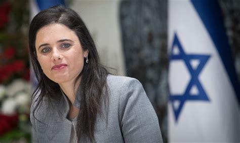 Ayelet shaked is an israeli politician, activist, and software engineer currently serving as minister of interior. בזה לפוליטיקאים שמטשטשים את הזהות שלהם - ערוץ 7