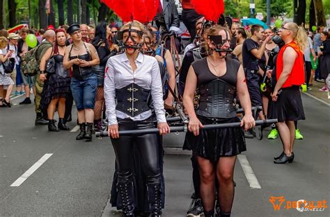 Die vienna pride 2018 dauert erstmals zwei wochen. Party.at - Photos: Regenbogenparade 2017, Ring Wien