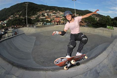 Um campeonato de skate realizado online, durante o período de pandemia, nos mostrará um pouco sobre a cena do skate feminino e as novas apostas dessa geração. Esporte olímpico, skate reúne principais nomes do país em ...