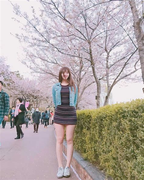 4,107 likes · 15 talking about this. Bestie Dahye Skirt Fashion : BESTie DaHye | bestie dahye | Pinterest | Kpop : #sorry i took a ...