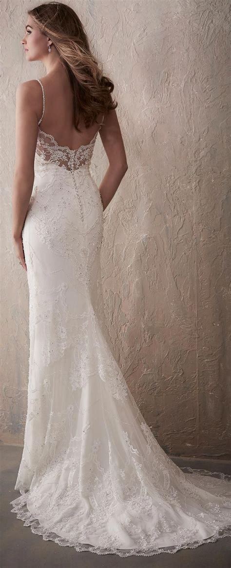 Below are various types of straps and the body types they suit best. Lace low back fitted Wedding Dress by Adrianna Papell ...