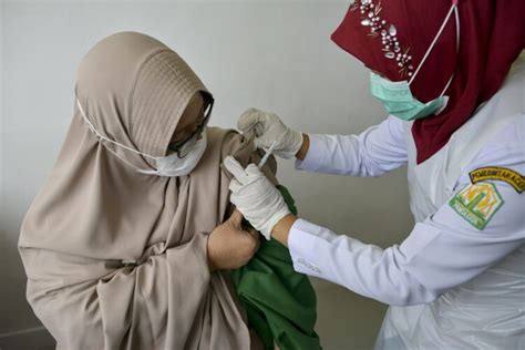 A covid‑19 vaccine is a vaccine intended to provide acquired immunity against severe acute respiratory syndrome coronavirus 2 (sars‑cov‑2), the virus that causes coronavirus disease 2019 (covid‑19). Vaksin Covid-19 `harus' cegah jangkitan - Utusan Digital