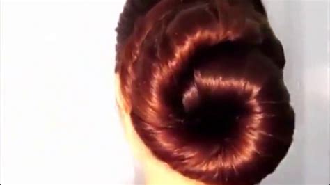 Needless to say, she really knows how to do a great hair show, long hair play… Red Silky Long Hair Play - Very Long - YouTube