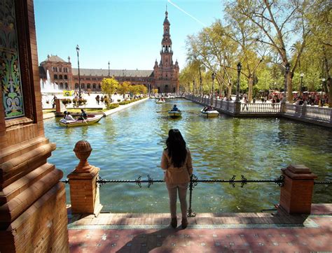 כתובת מקומית patio de banderas, s/n, 41004. Sevilla seduces the camera: a preferred filming spot ...