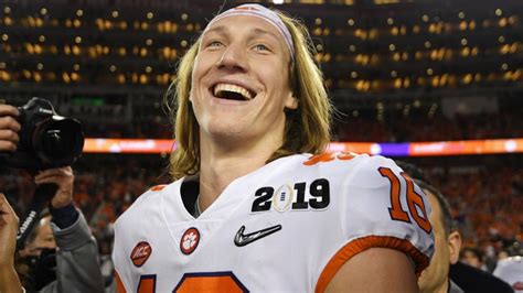 After being selected, the clemson standout joked he was worried if his flowing golden locks could hold a candle to minshew's glorious mullet, but it looks like he doesn't have anything to be concerned about any longer. Trevor Lawrence stays cool, delivers in clutch as Clemson ...