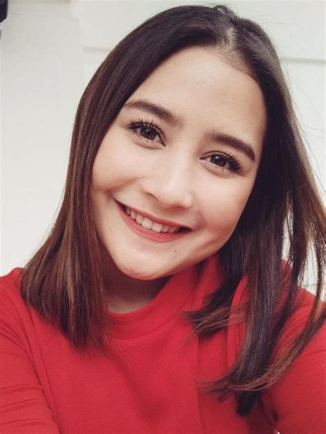 Lantas, siapa saja sih artis indonesia yang memiliki hobi aneh? Dinasihati soal Pacaran, Prilly Latuconsina Kesal - ShowBiz Liputan6.com