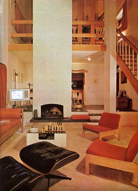 When i took my second collage class this year, i was really blessed that there were several supremely talented artists as students, too. 1970s interior design | Tumblr | Retro interior design ...