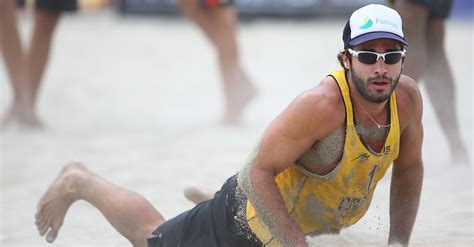 | highlights beach volleyball world. Bruno Schmidt, jogador de vôlei de praia e sobrinho do ex ...