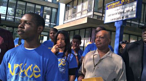CPS budget squeeze pushes some classes online | WBEZ Chicago
