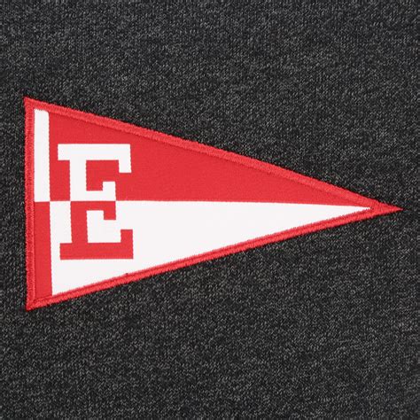 Club estudiantes de la plata, simply referred to as estudiantes, is an argentine professional sports club based in la plata. Buzo Under Armour Estudiantes de La Plata Training ...