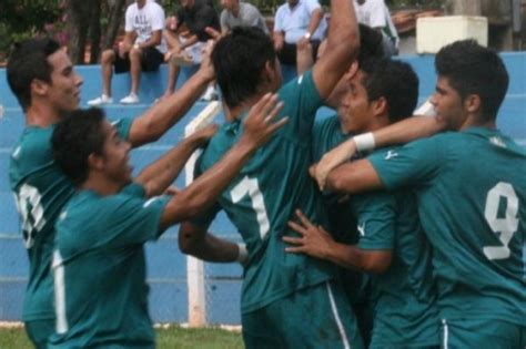 Goiás esporte clube é uma agremiação esportiva brasileira, sediada na cidade de goiânia, no estado de goiás. Notícia: Goiás Esporte Clube fará seletiva para categoria ...