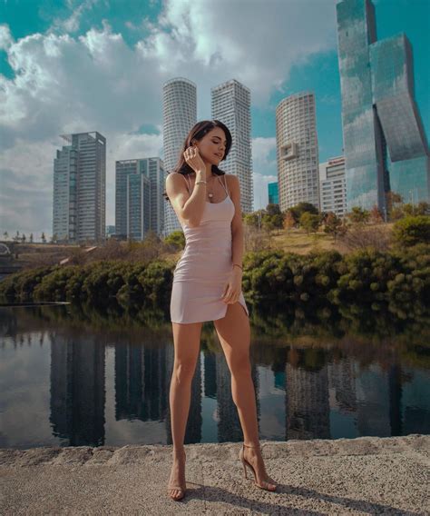 Livia Brito In Hot Dress : 7 Reasons To Watch Muchacha ...