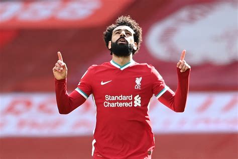 محمد صلاح حل ثانيا في ترتيب هدافي الدوري الإنجليزي برصيد 22 هدفا خلف هاري كين صاحب الـ23 هدفا. بعد هدف محمد صلاح في نيوكاسل.. أرقام أسطورية للفرعون مع ...