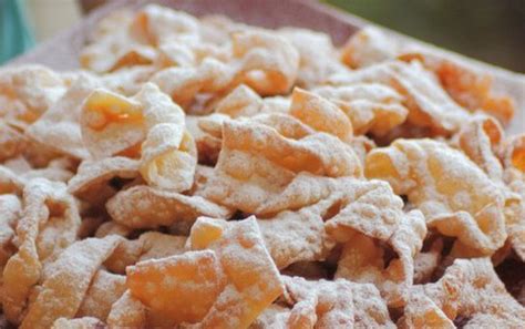 One can make plenty of foods ahead of time and freeze them. Traditional Polish Christmas Desserts : Traditional Polish ...